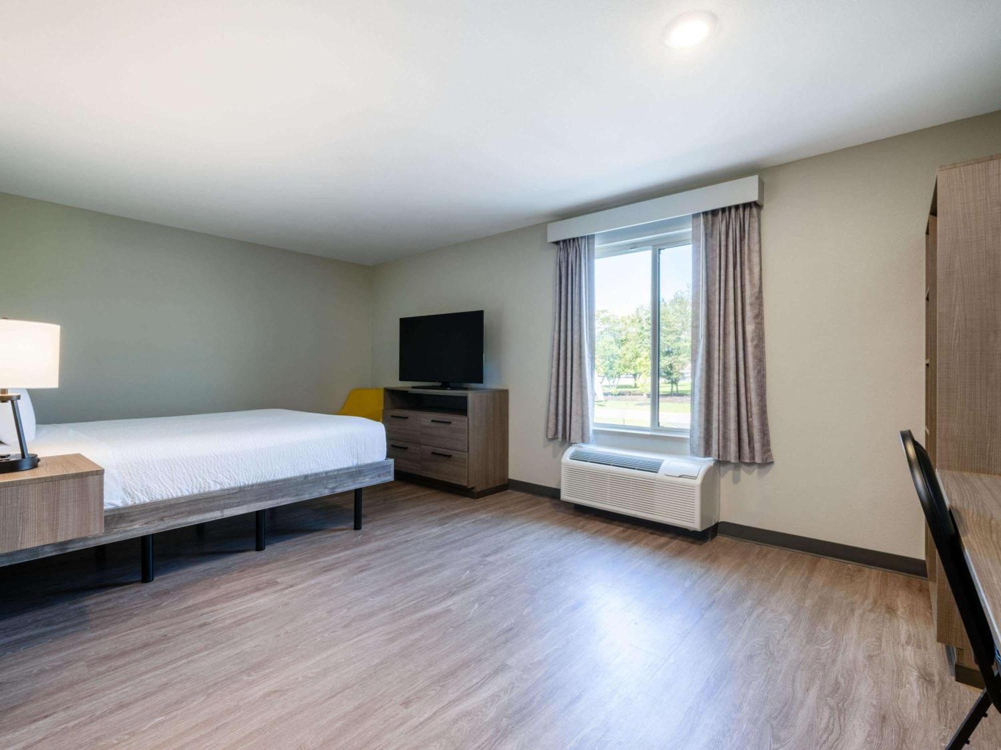 Echo Suites Extended Stay By Wyndham 斯帕坦堡 外观 照片